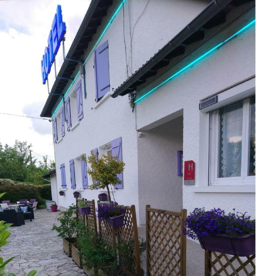 Hotel Au Charme Du Levat Saint Paul de Loubressac Exterior photo